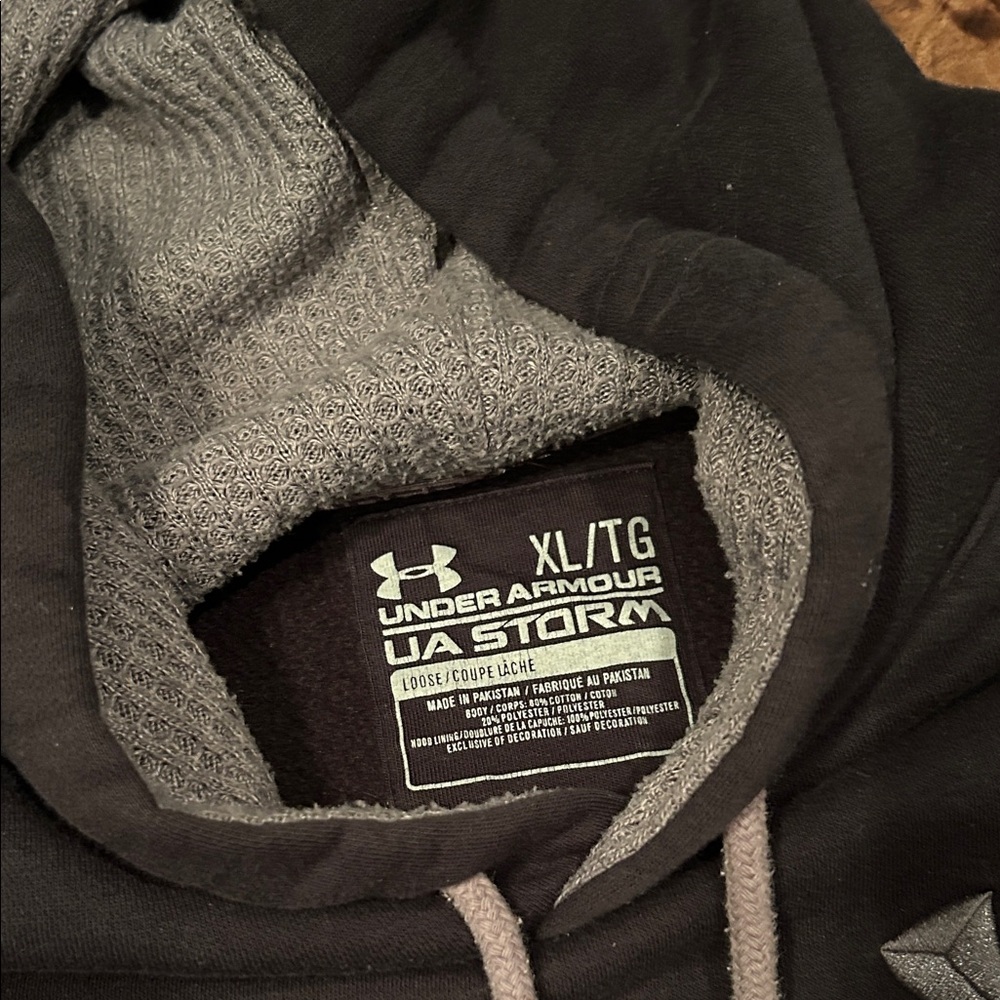 Under Armour Black hooded sweatshirt - Picture 5 of 5